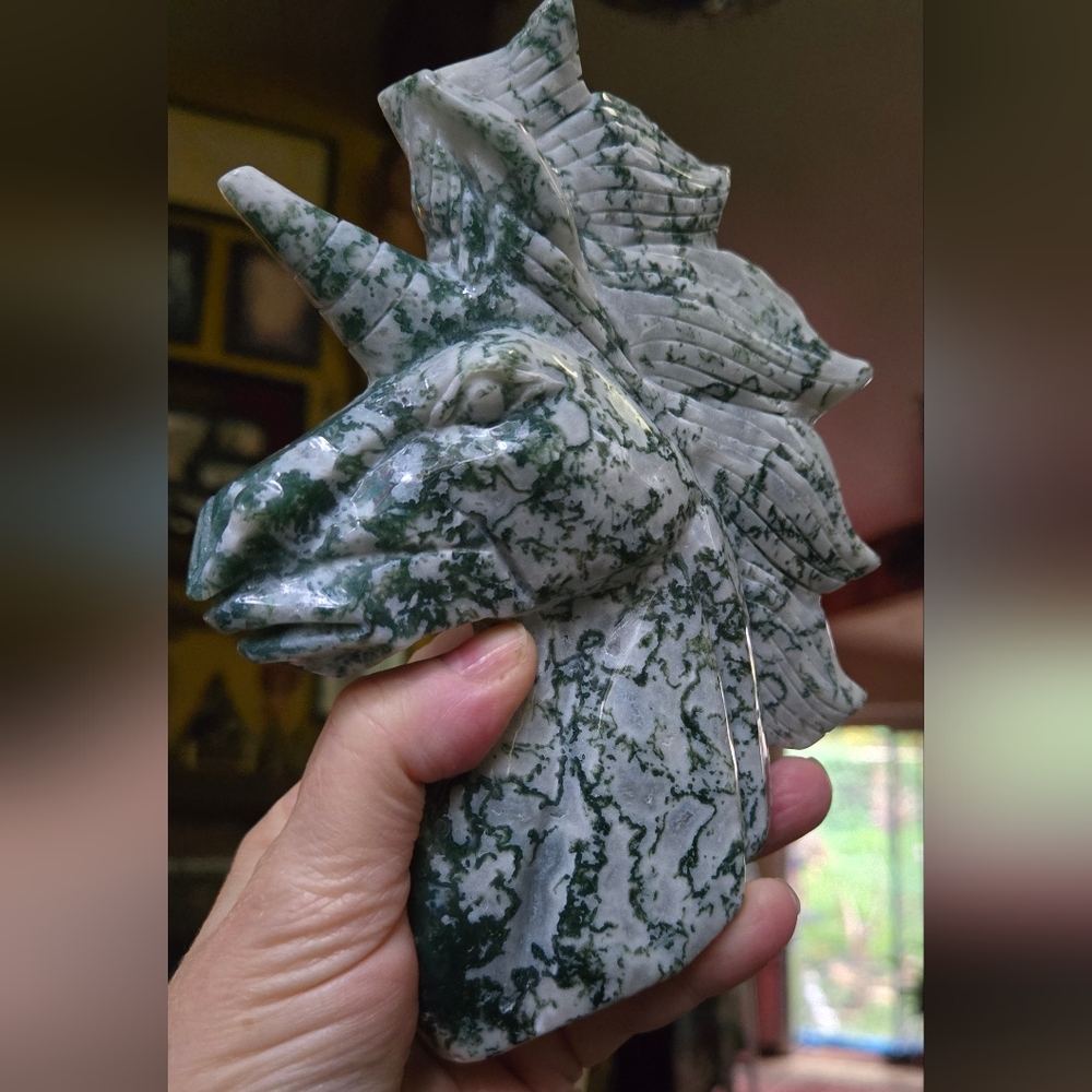 Moss Agate GORGEOUS Unicorn 6.3/4"x5.3/4" - Picture 7 of 14